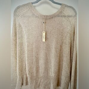 Oyster Lightweight Cream Crewneck Sweater